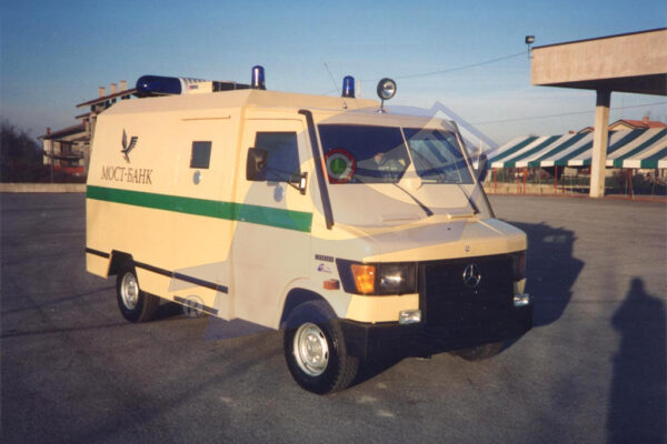 1993 MB 310D