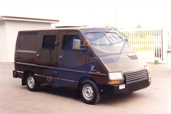 1994 RENAULT TRAFFIC