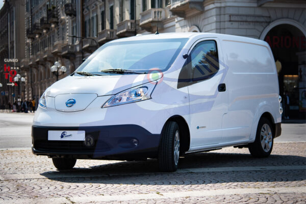 2020 NISSAN ENV 200